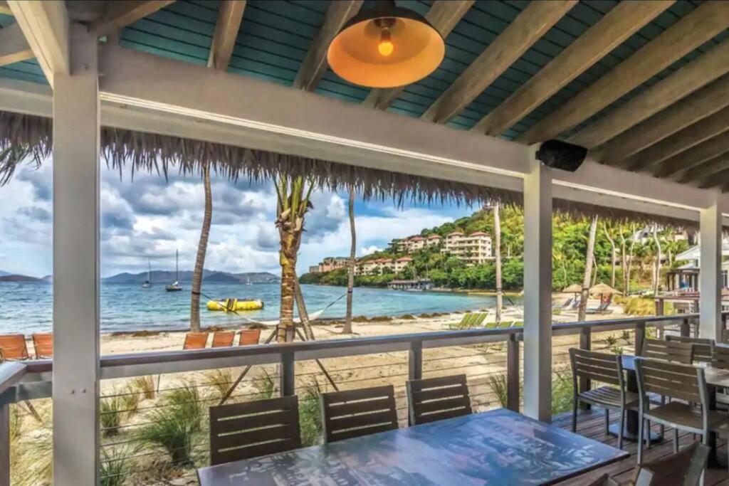 Mermaid Escape - Amazing Views! East End  外观 照片