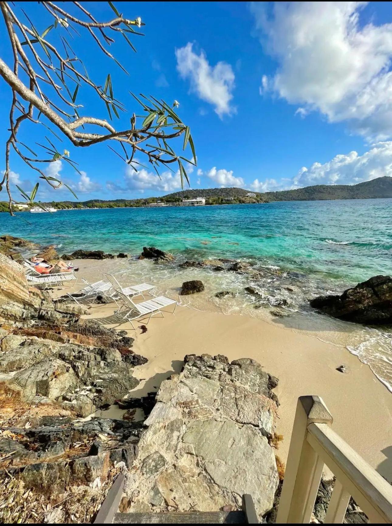 Mermaid Escape - Amazing Views! East End  外观 照片